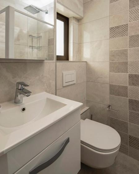 17 Bronze Umhlanga Rocks Apartment Durban